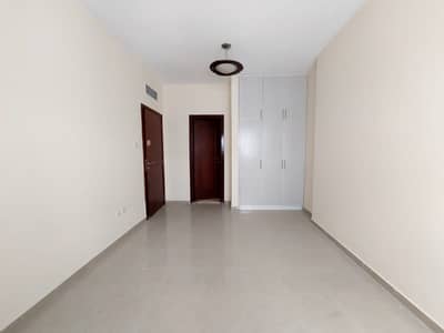 1 Bedroom Flat for Rent in Al Nahda (Sharjah), Sharjah - CHILLER FREE " GET SUPER 1BHK WITH WARDROBE IN FAMILY BUILDING CLOSE TO AL NAHDA PARK