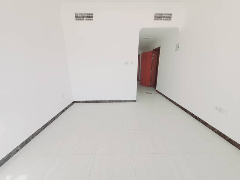 Amazing Spacious  1bhk Apartment with Central AC Closed kitchen Nice Reception Fully Family rent 20k