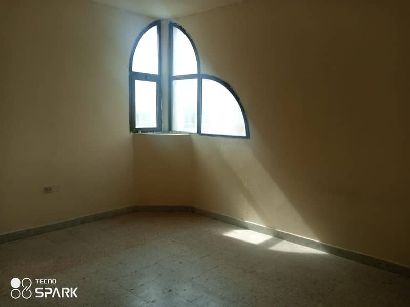 Квартира в Мохаммед Бин Зайед Сити，Община Муссафа，Шабия 11, 2 cпальни, 39999 AED - 6604935