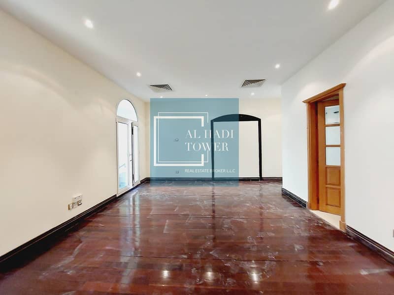 Amazing studio private entrance for rent in Al muroor 2900 monthly