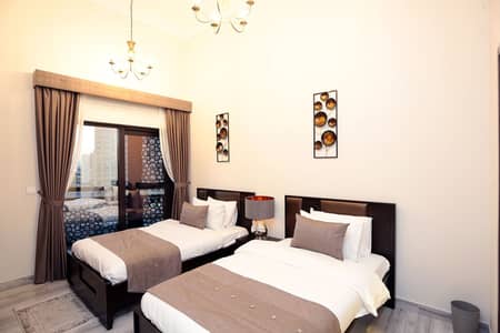 شقة 2 غرفة نوم للايجار في الجداف، دبي - شقة حديثة البناء مؤثثة من غرفتي نوم مع شرفة