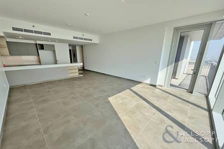 3 Bedroom Apartment for Sale in Dubai Creek Harbour, Dubai - Creek Beach View | Semi Closed Kitchen | Vacant
