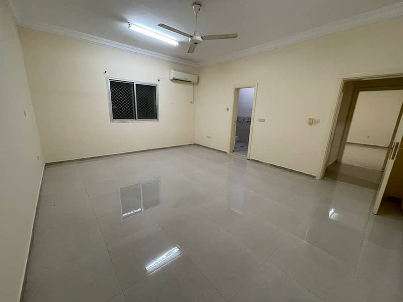 Квартира в Аль Шавамех, 3 cпальни, 50000 AED - 6605639