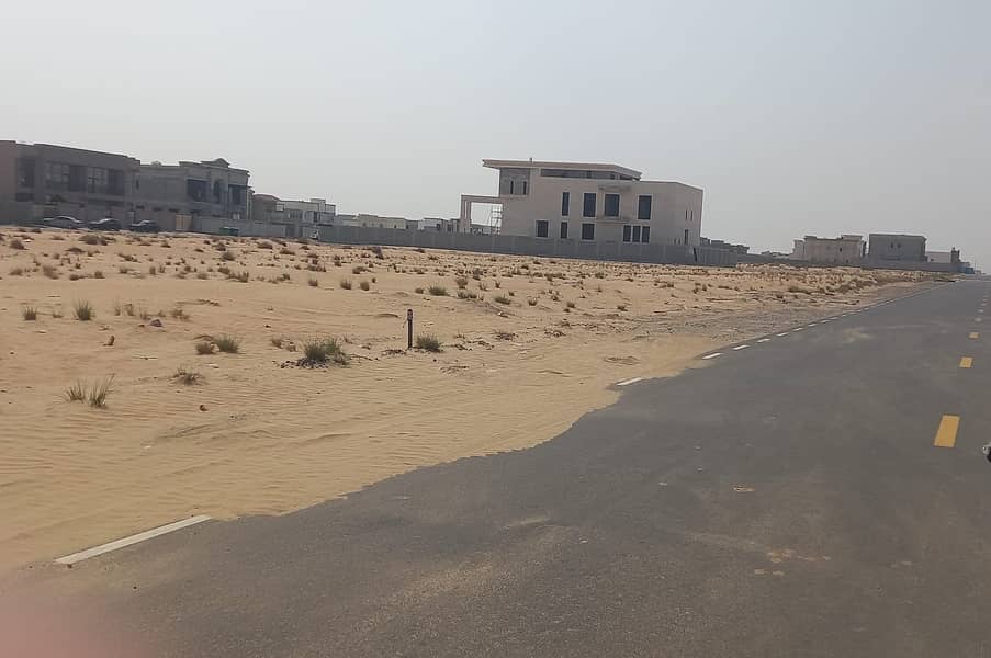 Land for sale in Hoshi / Sharjah - near Al Nouf - 20.000 sqft