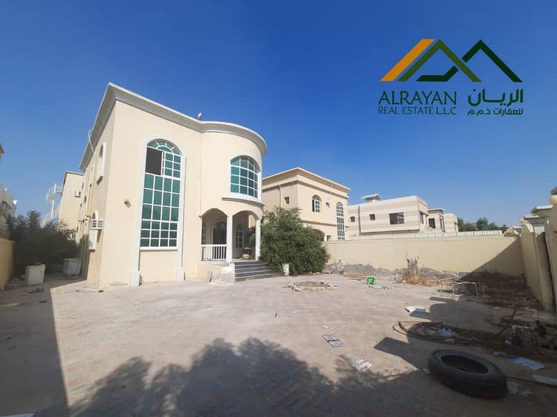 Villa for sale in Al Mowaihat, at a very special price, including all services, hypermarkets and public transportation