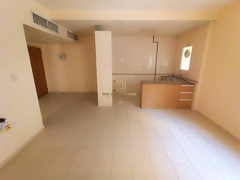 Квартира в Аль Муджарра, 12000 AED - 6549015