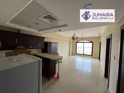 1 Bedroom Flat for Sale in Al Marjan Island, Ras Al Khaimah - Sea View | Huge Apartment | Semi Furnished