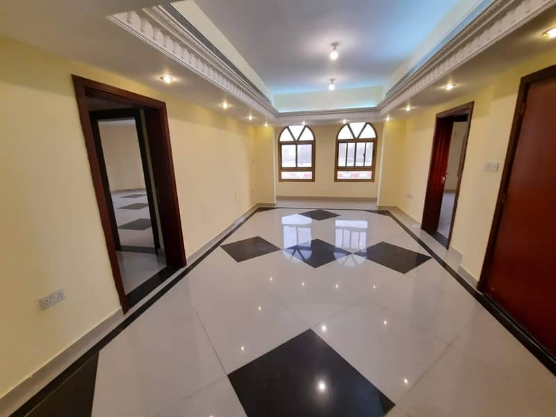 NEAT AND CLEAN 4BHK FIRST FLOOR AT PRIME LOCATION