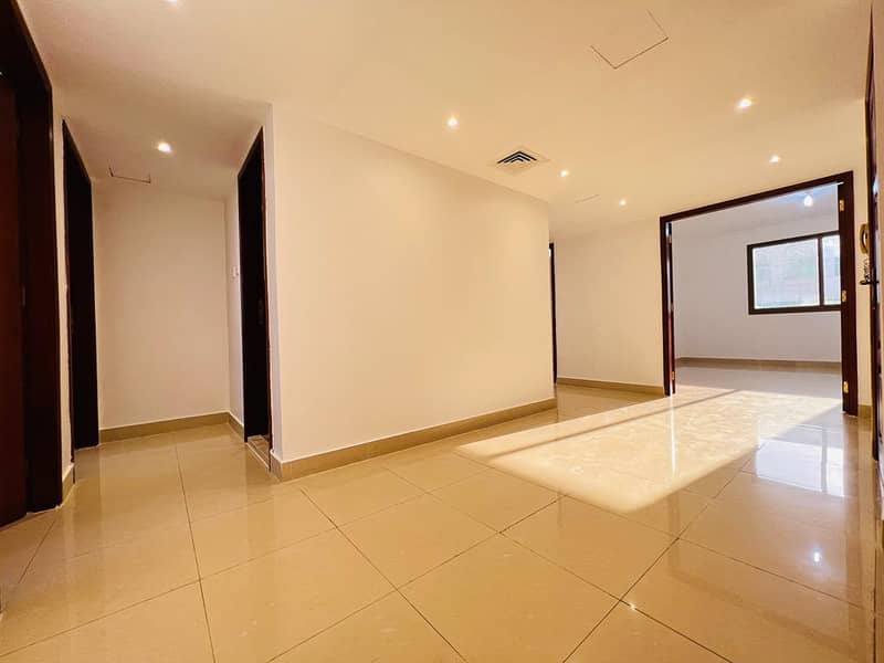 Huge Size Three Bedroom Hall With Terrace Wardrobes Penthouse At Muroor Road For 62k.