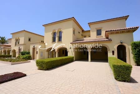 4 Bedroom Townhouse for Rent in Saadiyat Island, Abu Dhabi - Vacant Now! Mediterranean Home with Lush Garden