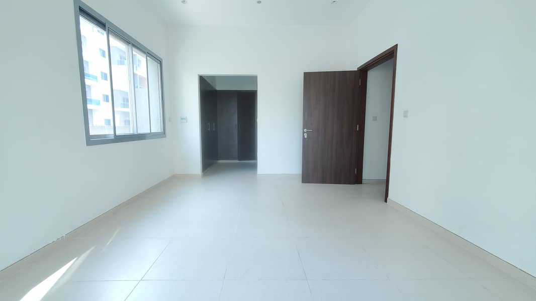 Brand New 3bhk Apt with tarrace pay 12 cheques in wasl green park community