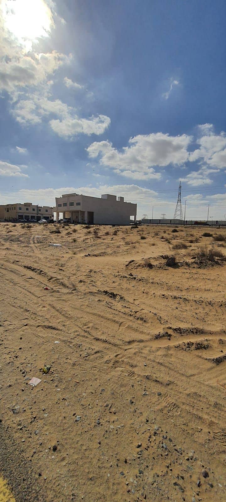For sale land in Hoshi, residential and commercial on 3 streets