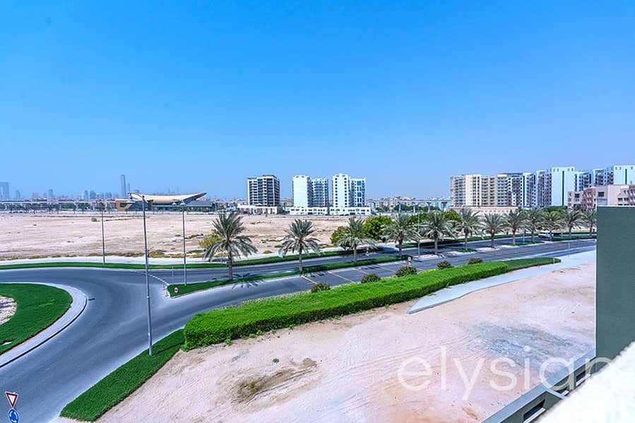 شقة في المساكن الحمراء مدينة دبي الرياضية 1 غرف 45000 درهم - 6572354
