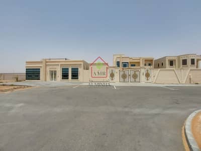 6 Bedroom Villa for Rent in Al Towayya, Al Ain - Luxury Villa With Outside Mulhaq / Central Duct AC/ Big Yard