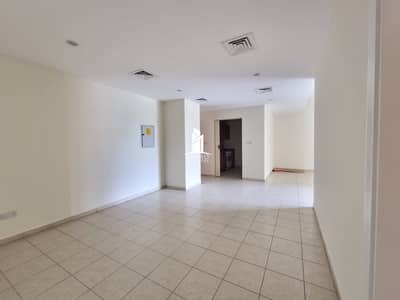 3 Bedroom Flat for Rent in The Views, Dubai - Chiller Free | Kitchen Appliances | Big Balcony