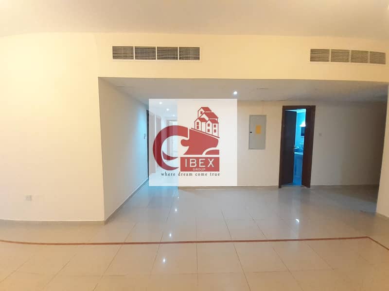●Close To Diyafah School || Spacious Apartment 3bhk || Higer Floor || Close Kitchen