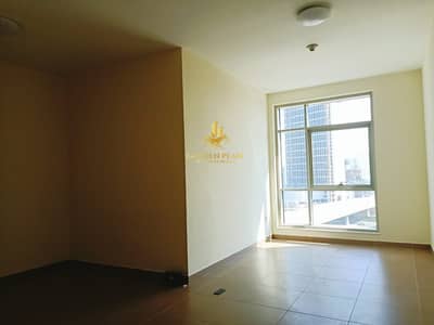 Golden Pearl Real Estate proudly presents the City View, Great Location, Private & Cozy apartment in Hamilton Residency.