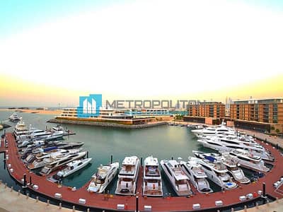 2 Bedroom Flat for Rent in Jumeirah, Dubai - Panoramic Sea View | Prime Location | Lease Now