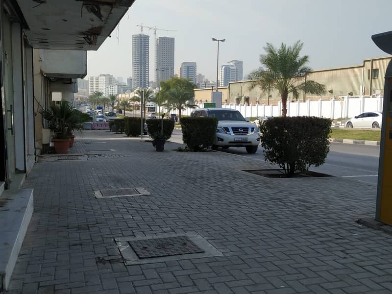 Shops for rent in Sharjah, Al Yarmouk, at an attractive price