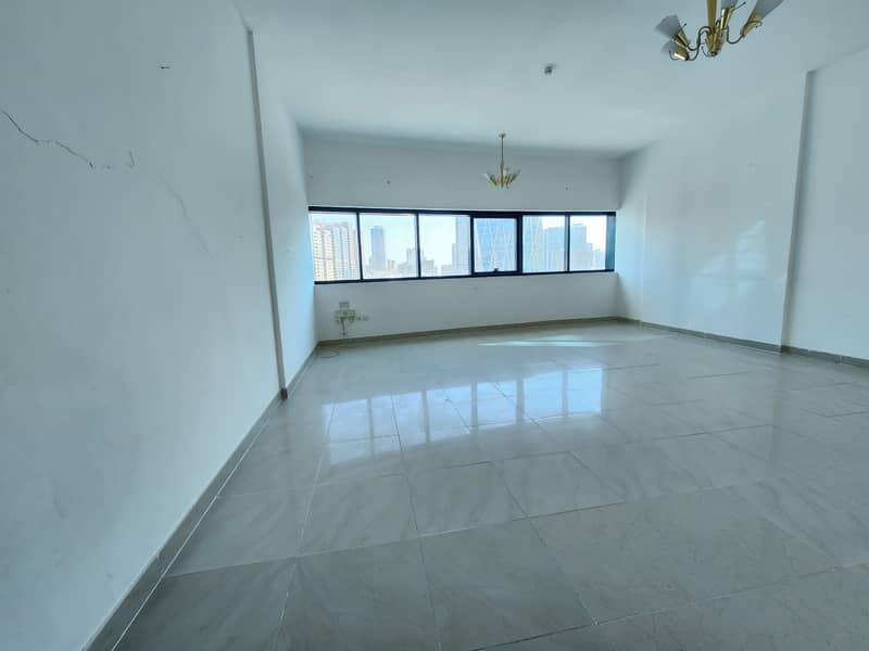 Spacious 2bedroom Hall maderoom balcony wardrobe parking 2months free only in 40k