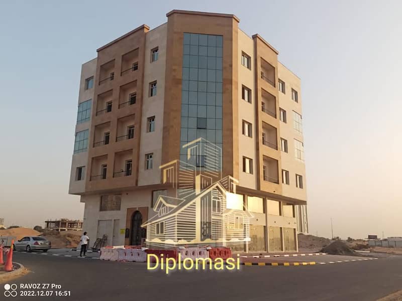 For sale, a new, non-rented building in Ajman, freehold for all nationalities. .