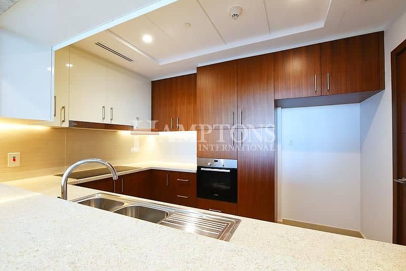 19 Golf Course View in all Rooms | Emaar Building