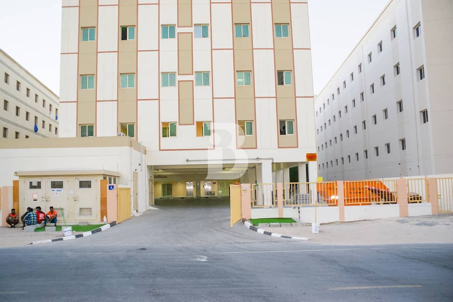 位于迪拜投资园区（DIP），2期 的员工宿舍 25500000 AED - 6354924