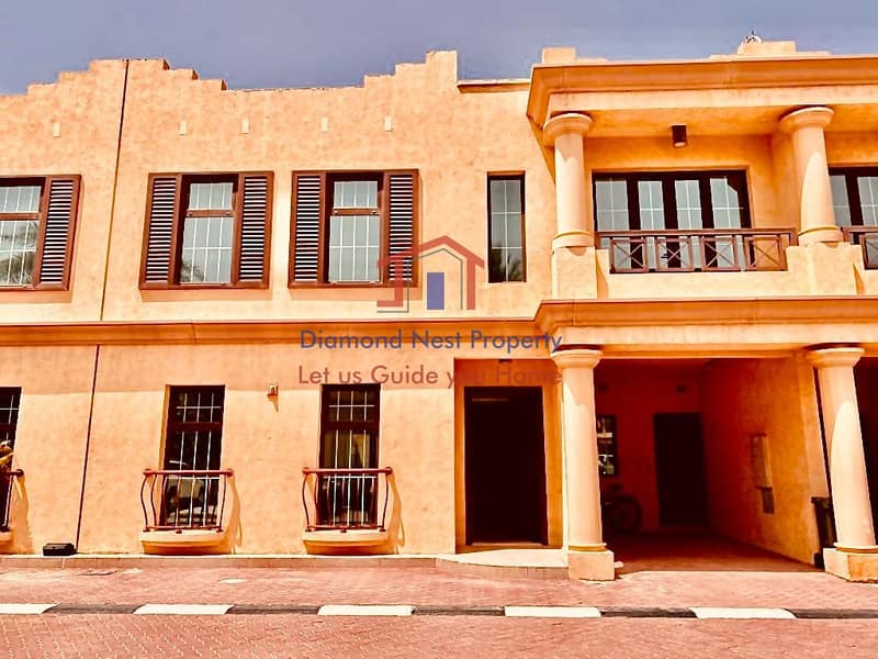 位于阿尔姆罗尔,堡垒社区 4 卧室的别墅 180000 AED - 6629276 位于阿尔姆罗尔,堡垒社区 4 卧室的别墅 180000 AED - 6629276