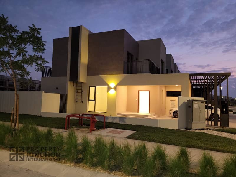 3 Bedroom I Independent Villa | Close to community centre 3 Bedroom I Independent Villa | Close to community centre