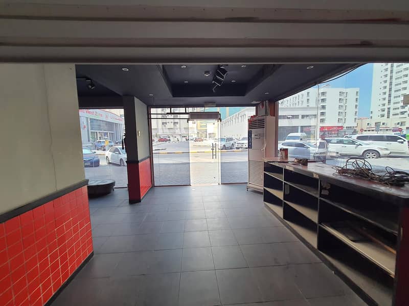 2500 SQRFT SHOP AVAILABLE FOR RENT ON AL WAHDA STREET BIHIND PIZZA HUTT OPPOSIT WEST ZONE SUPER MARKET