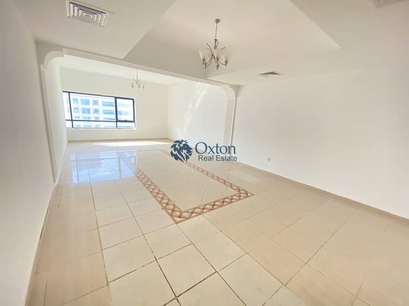 Chiller Free 3 BHK  big Apartment With Wardrobe Full Open View In Al Taawun