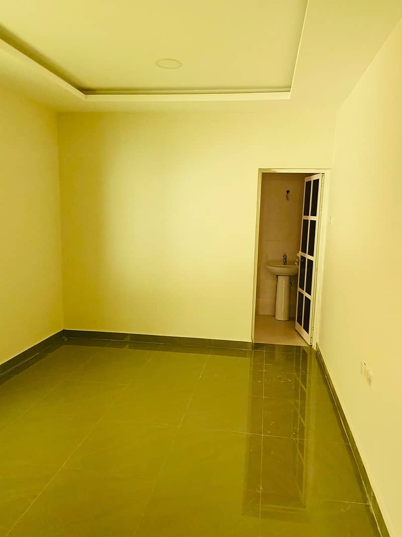 For sale a one-storey villa in the Al Khuzamiya area of Sharjah