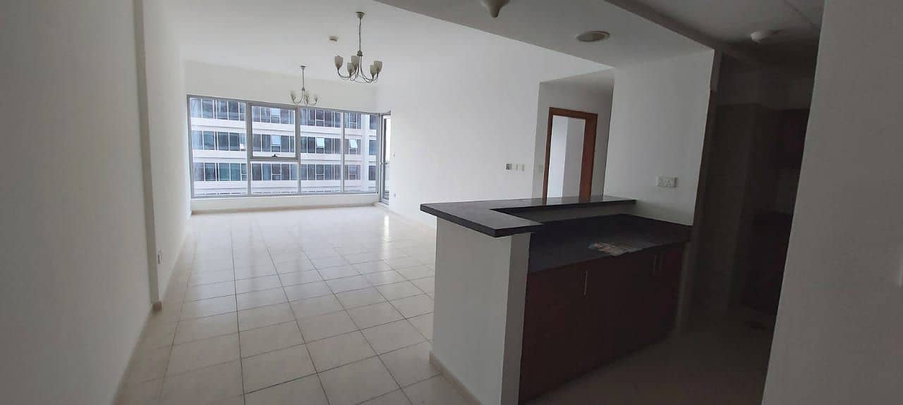 Very Nice Large 1 bhk for rent in skycourts |with balcony| 32k