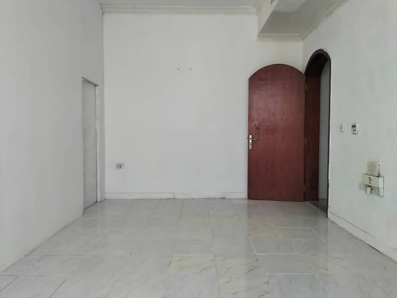 شقة في المنطقة 2،مدينة محمد بن زايد 1 غرفة 35000 درهم - 6616035