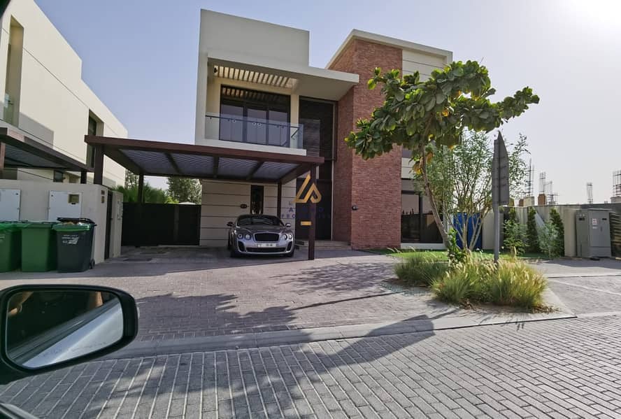 V4 SINGLE ROW | PERFECT LOCATION | NEAR THE PARK V4 SINGLE ROW | PERFECT LOCATION | NEAR THE PARK