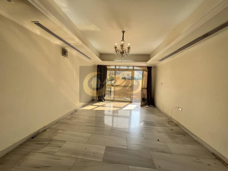 PRIVATE LIFT ((( 6 Bed ALL MASTER BEDROOMS ))) CLEAN  & NEW VILLA I PRIVATE ENTRANCE I 2 KITCHEN I TERRACE