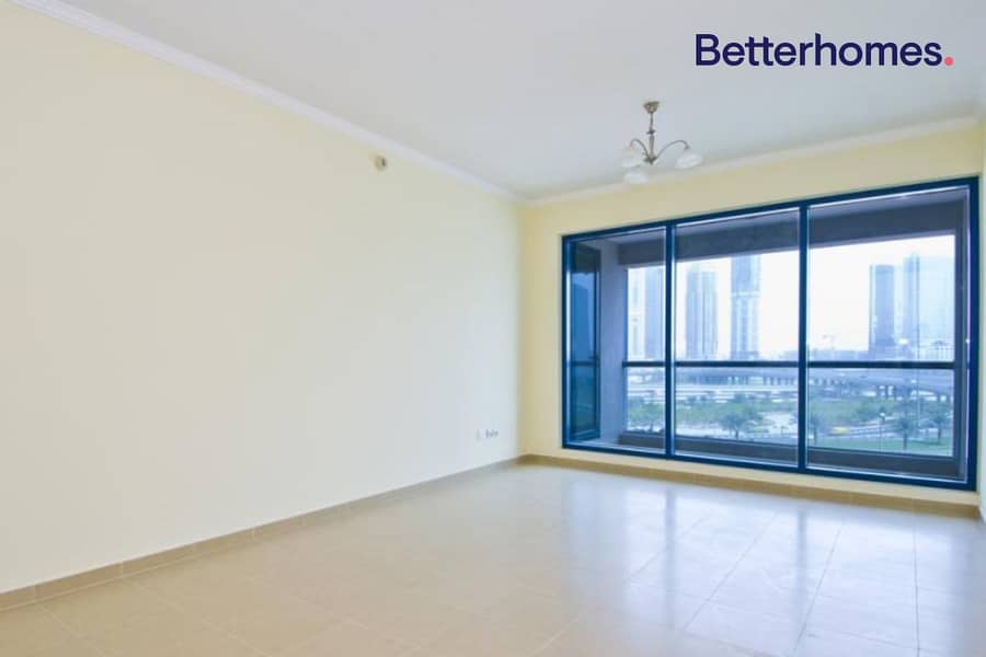High floor | Rented |Golf course view | Spacious
