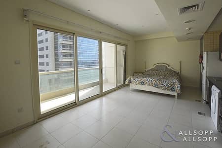 Studio for Rent in Dubai Marina, Dubai - Part Furnished | Studio | Available Dec