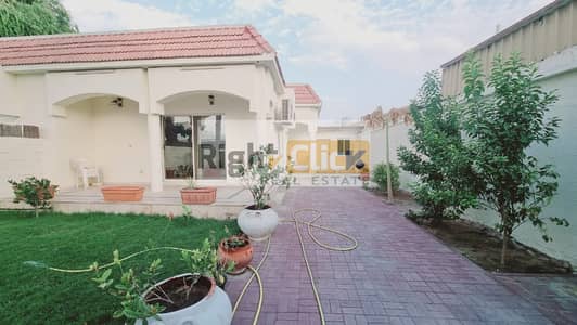 4 Bedroom Villa for Rent in Al Quoz, Dubai - Spacious 4 Bedroom Villa + Maids Room In Al Qouz 2 Is Available For Rent