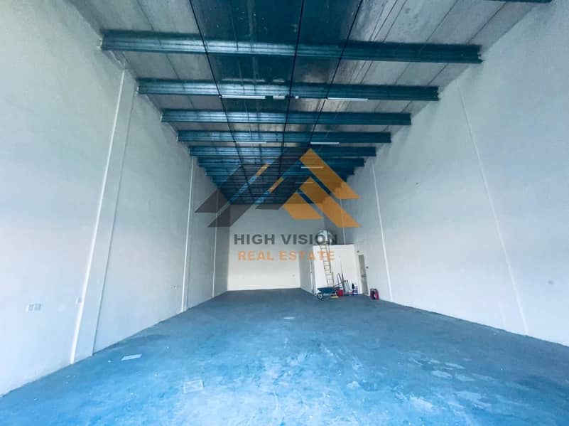 2000/- SQFT WAREHOUSE BIG HIGHT AVAILABLE FOR RENT IN AJMAN INDUSTRIAL AREA