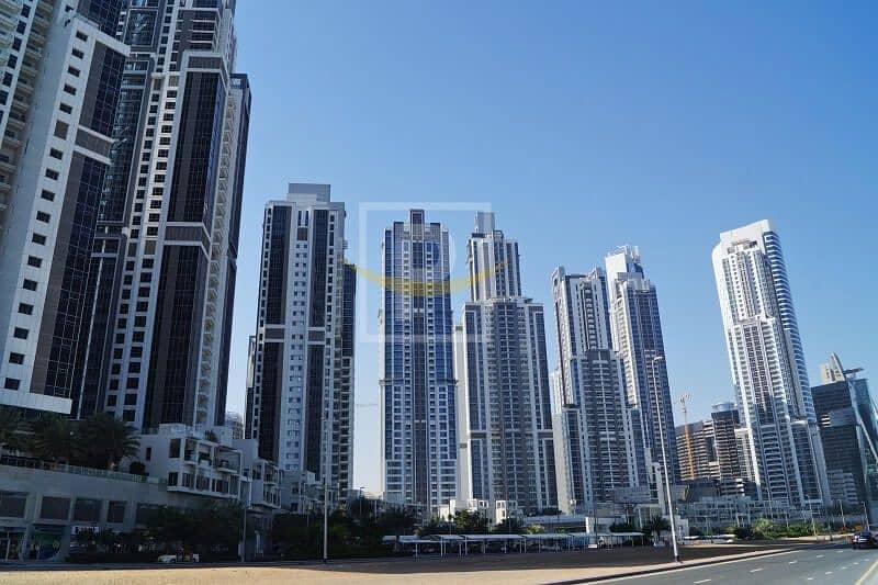 ارض سكنية في الخليج التجاري 250000000 درهم - 6401527
