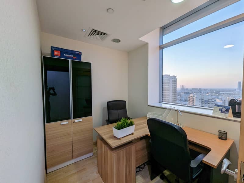 SPACIOUS OFFICE with WOODEN Flooring| Stunning Furniture| COVERED PARKING| Serviced| At Sharaf DG METRO!