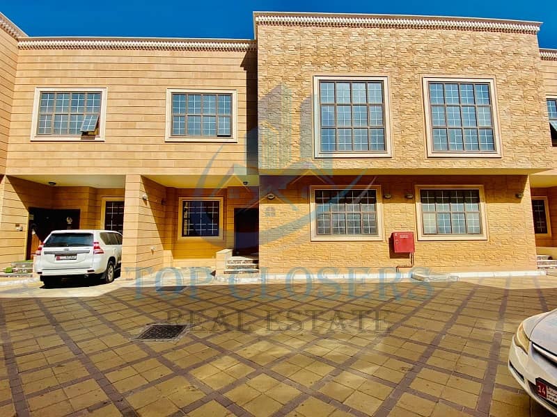 Вилла в Аль Джахили, 5 спален, 70000 AED - 6560820