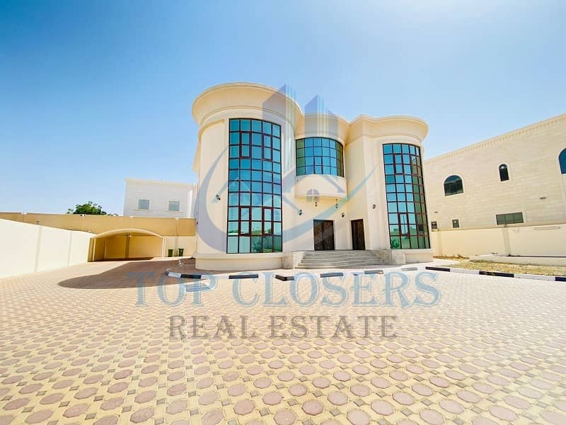 Вилла в Захир, 5 спален, 120000 AED - 5842938