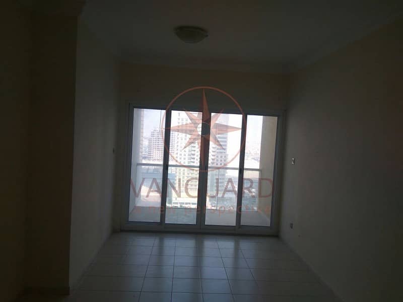 BIG 2 BEDROOM APARTMENT FOR RENT WITH LAKE VIEW IN JLT