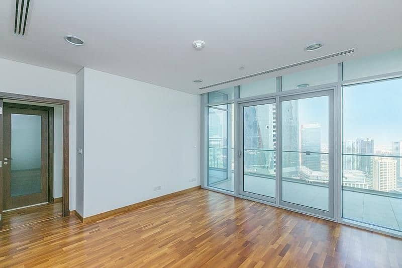 High Floor | Stunning DIFC Sea Views