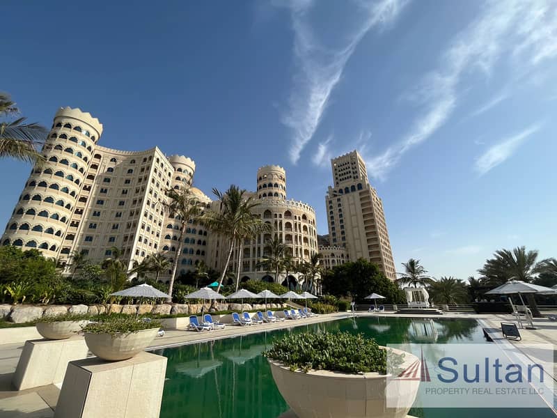 Апартаменты в отеле в Аль Хамра Вилладж，Аль Хамра Палас Отель, 650000 AED - 6652831