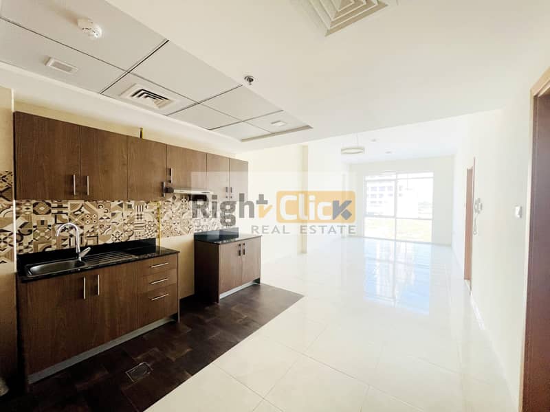 Charming 1 Bedroom | With Spacious Large Balcony