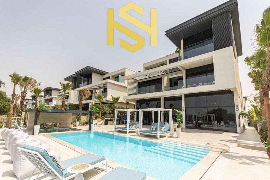 Uniquely designed villas prime location in Jumeirah Golf with golf course views !