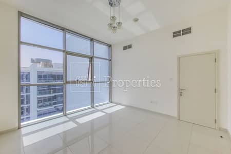 2 Bedroom Apt | Fully Furnished | Available
